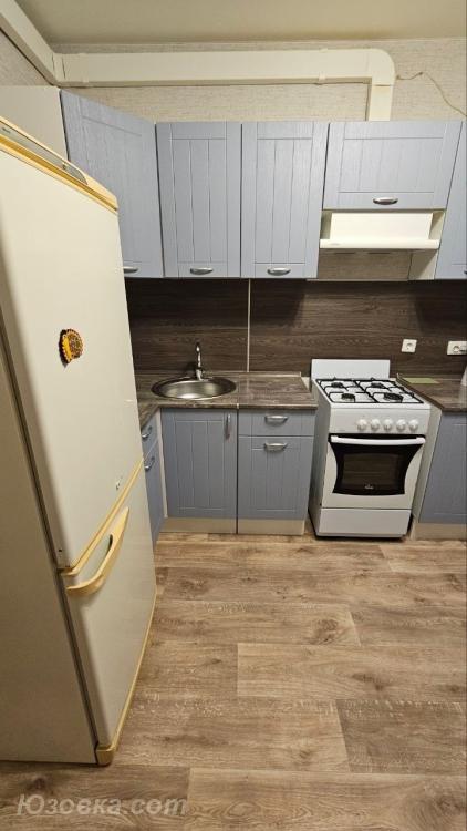 1-комн. квартира, 40м², с мебелью, 2/4 эт., Макеевка