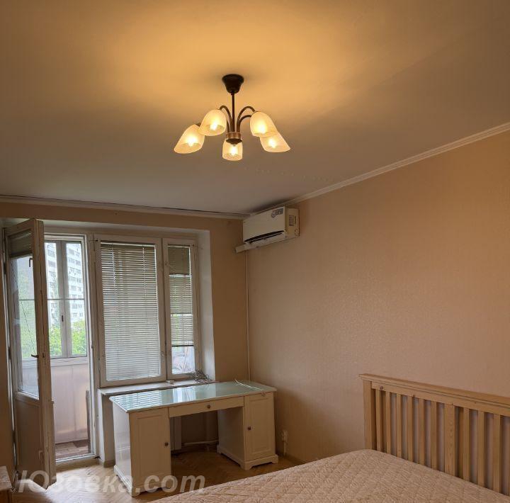 1-комн. квартира, 35м², с мебелью, 3/5 эт., ДОНЕЦК