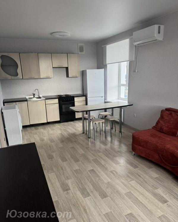 2-комн. квартира, 39м², с мебелью, 8/9 эт., ДОНЕЦК