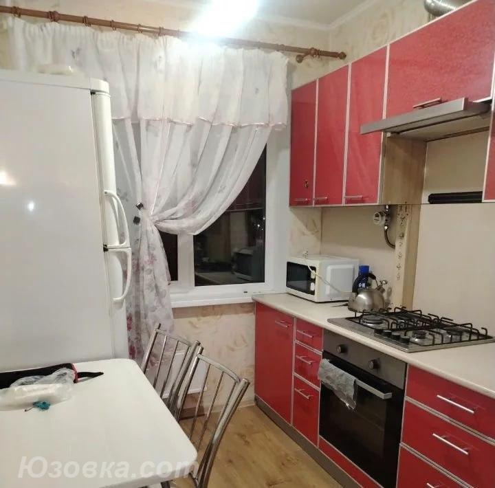 2-комн. квартира, 31м², с мебелью, 3/9 эт., ДОНЕЦК