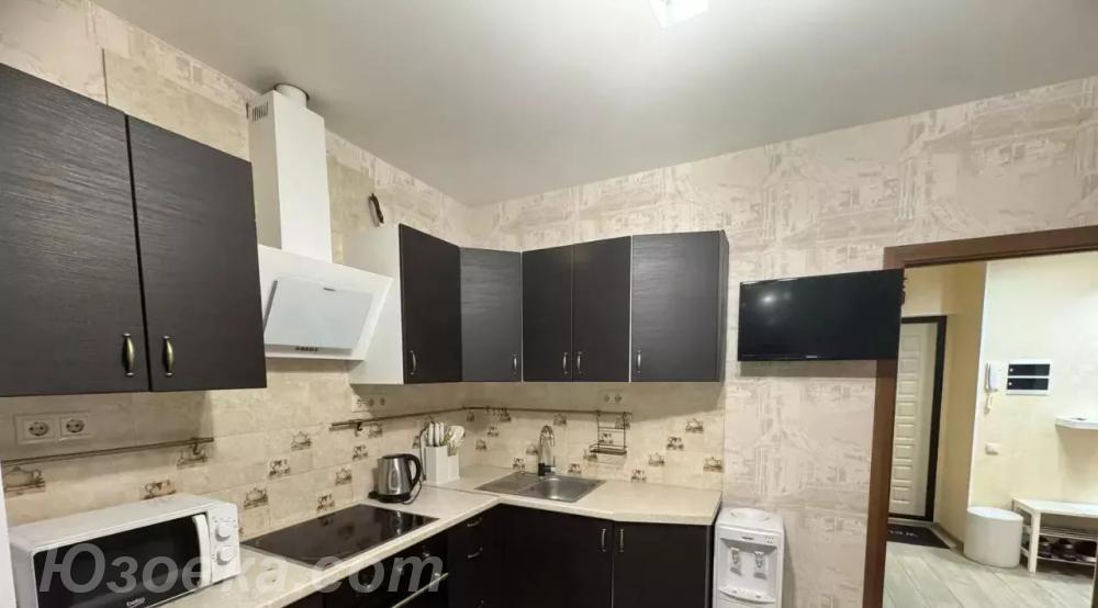 1-комн. квартира, 38м², с мебелью, 2/9 эт., ДОНЕЦК