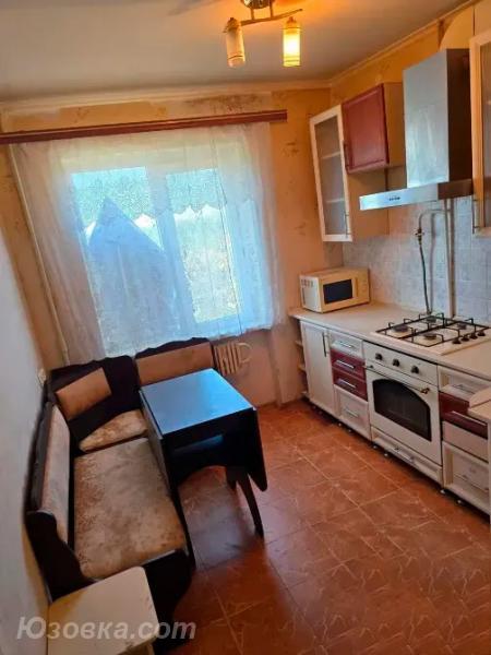 2-комн. квартира, 48 м², вторичка, 8/9 эт., ДОНЕЦК