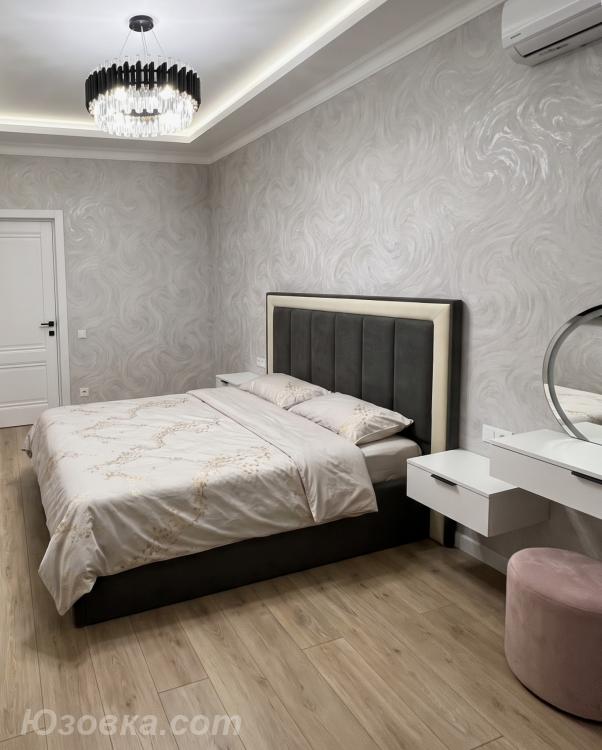 2-комн. квартира, 66м², с мебелью, 2/2 эт., ДОНЕЦК