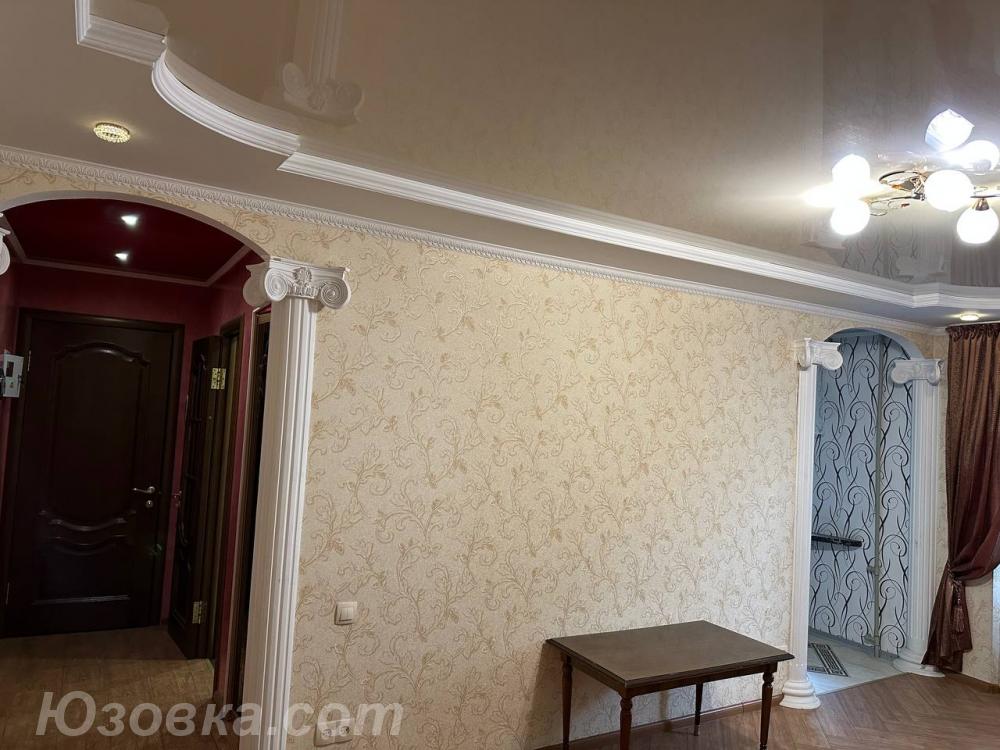 3-комн. квартира, 60м², с мебелью, 4/5 эт.