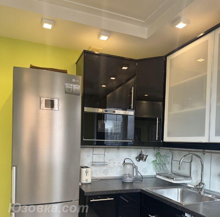 2-комн. квартира, 52м², с мебелью, 3/9 эт., ДОНЕЦК