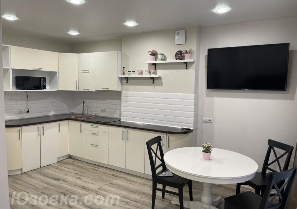 1-комн. квартира, 45м², с мебелью, 3/5 эт., ДОНЕЦК