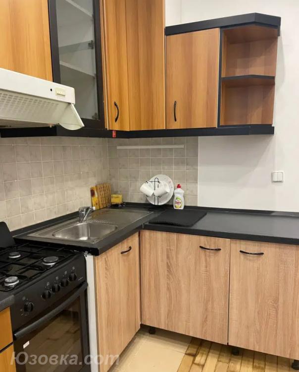 1-комн. квартира, 40м², с мебелью, 4/5 эт.