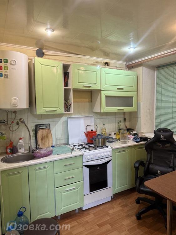 2-комн. квартира, 42 м², вторичка, 1/5 эт., ДОНЕЦК