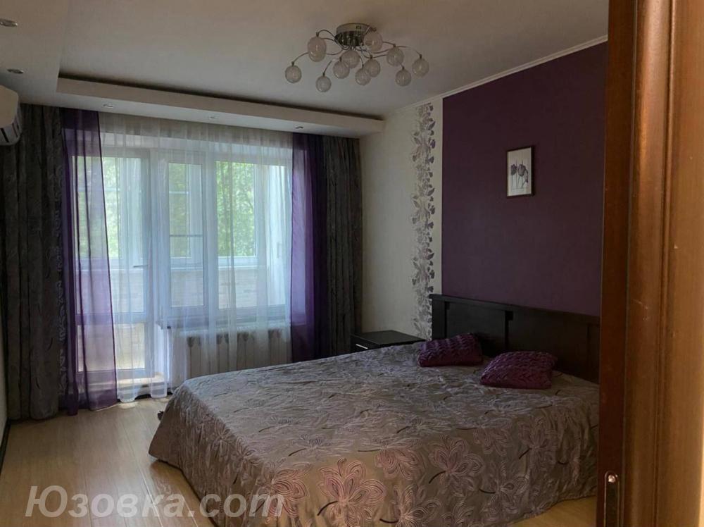 2-комн. квартира, 52м², с мебелью, 2/5 эт., ДОНЕЦК