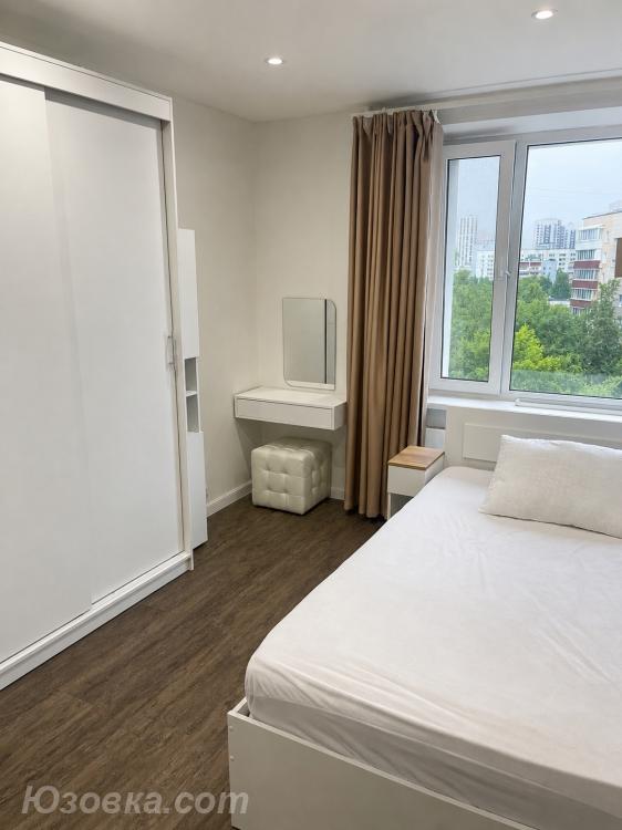 студия квартира, 38м², с мебелью, 4/10 эт., ДОНЕЦК