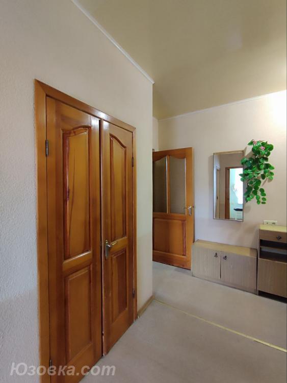 3-комн. квартира, 64 м², вторичка, 2/5 эт.