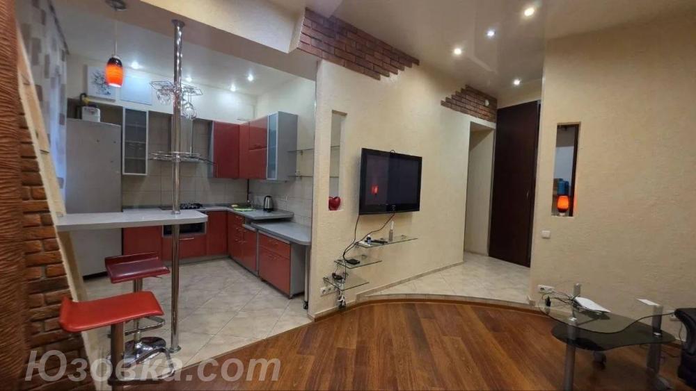 2-комн. квартира, 47м², с мебелью, 8/9 эт., ДОНЕЦК