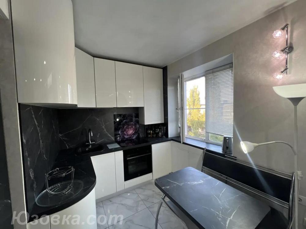 3-комн. квартира, 60м², с мебелью, 6/9 эт.