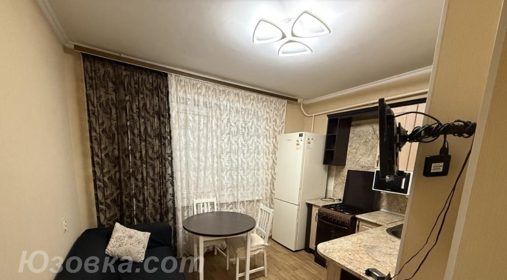 1-комн. квартира, 37м², с мебелью, 2/5 эт., ДОНЕЦК