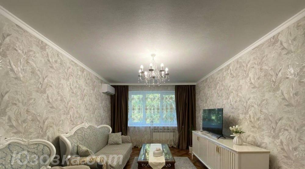 2-комн. квартира, 65м², с мебелью, 2/5 эт., ДОНЕЦК