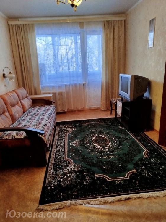 2-комн. квартира, 50м², с мебелью, 2/9 эт., ДОНЕЦК
