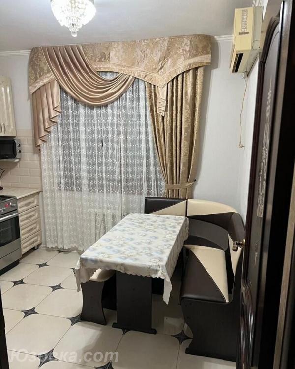 2-комн. квартира, 60м², с мебелью, 4/9 эт., ДОНЕЦК