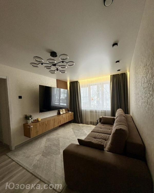 3-комн. квартира, 65м², с мебелью, 4/5 эт., ДОНЕЦК