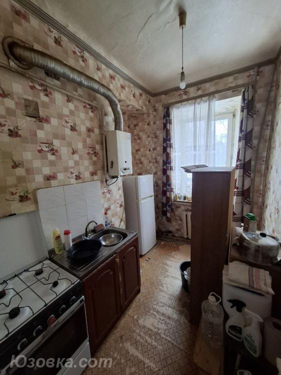 3-комн. квартира, 75 м², вторичка, 1/2 эт.
