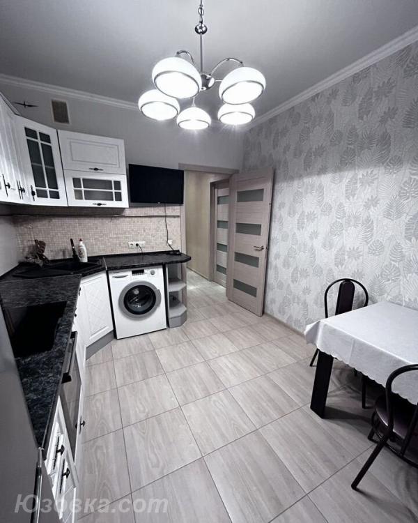 1-комн. квартира, 43м², с мебелью, 2/9 эт., ДОНЕЦК