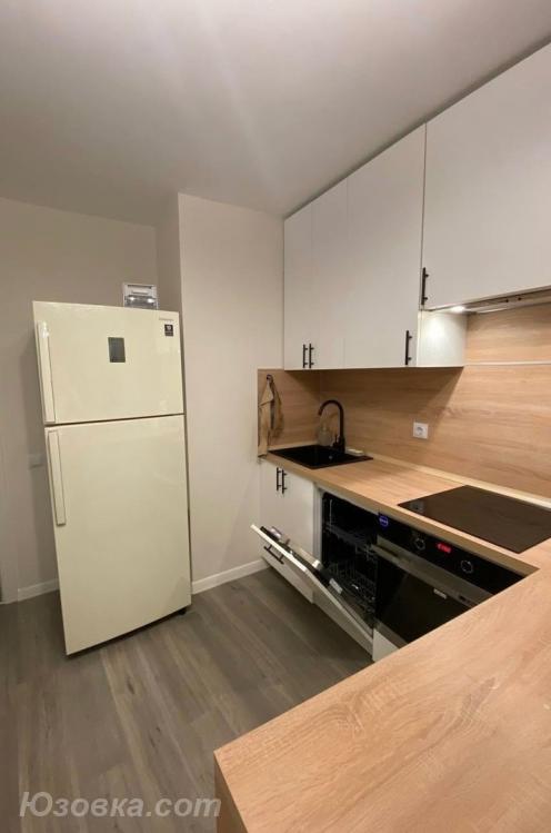 1-комн. квартира, 42м², с мебелью, 4/5 эт., ДОНЕЦК