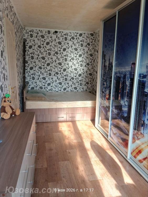 2-комн. квартира, 42 м², вторичка, 3/3 эт.