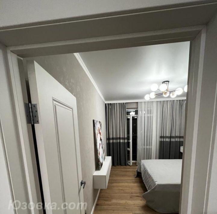 1-комн. квартира, 46м², с мебелью, 4/5 эт., ДОНЕЦК