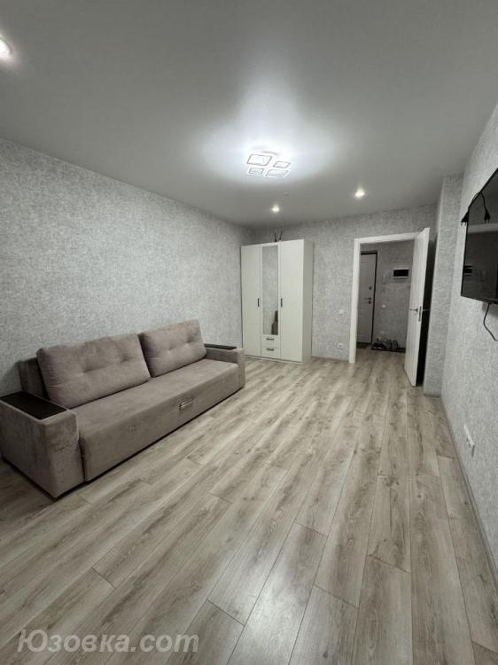 2-комн. квартира, 62м², с мебелью, 5/5 эт., ДОНЕЦК