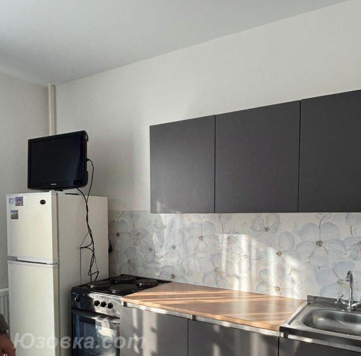 1-комн. квартира, 42м², с мебелью, 5/5 эт., ДОНЕЦК