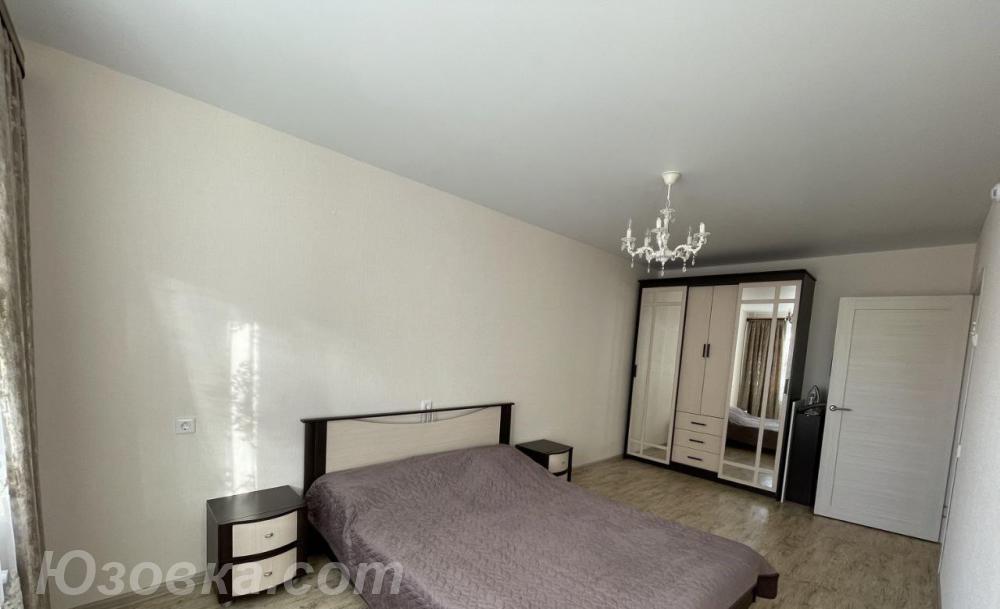 студия квартира, 45м², с мебелью, 3/9 эт., ДОНЕЦК