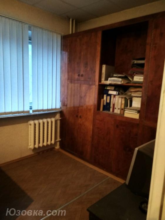 Помещение свободного назначения, можно перевести в жилой . ..., ДОНЕЦК