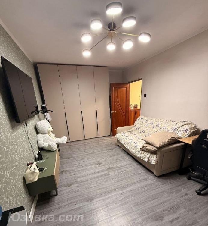 2-комн. квартира, 42м², с мебелью, 4/9 эт., ДОНЕЦК
