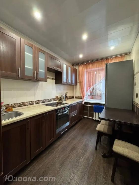 2-комн. квартира, 47м², с мебелью, 3/5 эт.