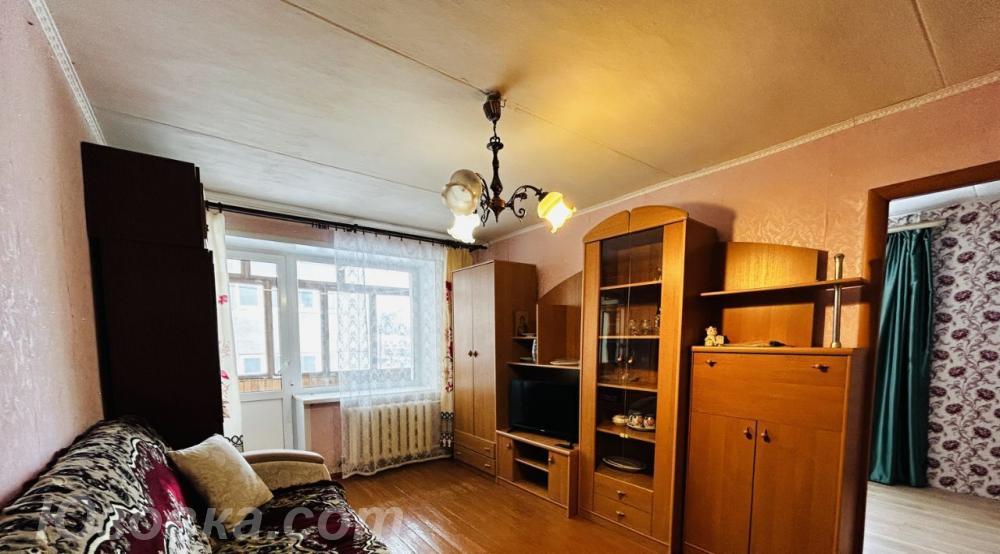 3-комн. квартира, 68м², с мебелью, 2/5 эт., ДОНЕЦК
