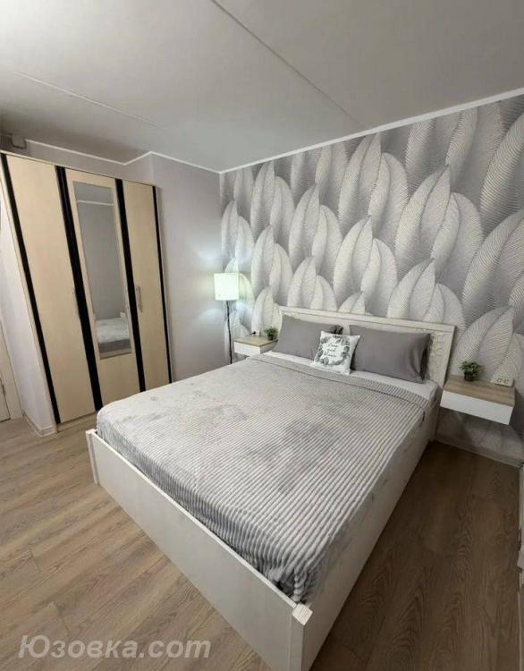 2-комн. квартира, 49м², с мебелью, 4/9 эт., ДОНЕЦК