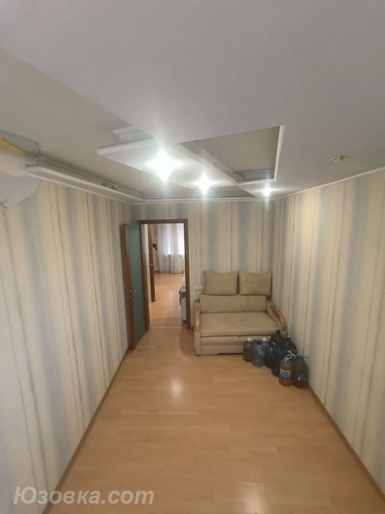 4-комн. квартира, 65 м², вторичка, 5/5 эт., ДОНЕЦК