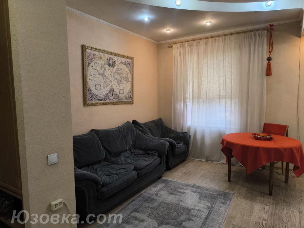 студия квартира, 45м², мебель частично, 3/3 эт.
