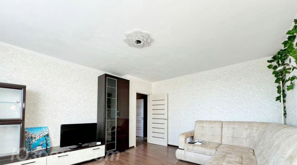 2-комн. квартира, 52м², с мебелью, 6/9 эт., ДОНЕЦК
