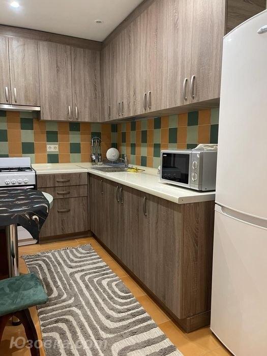 2-комн. квартира, 49м², с мебелью, 5/9 эт., ДОНЕЦК