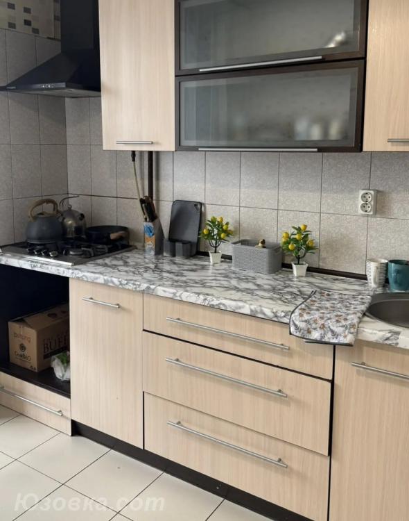 1-комн. квартира, 36м², с мебелью, 2/5 эт., ДОНЕЦК