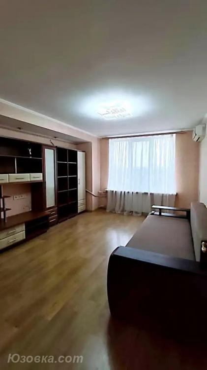 2-комн. квартира, 45м², с мебелью, 6/10 эт., ДОНЕЦК
