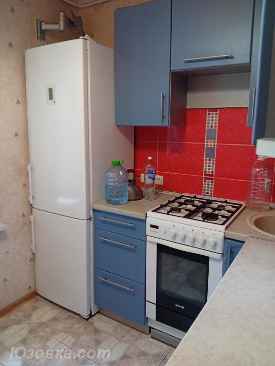 2-комн. квартира, 49 м², вторичка, 1/2 эт., ДОНЕЦК
