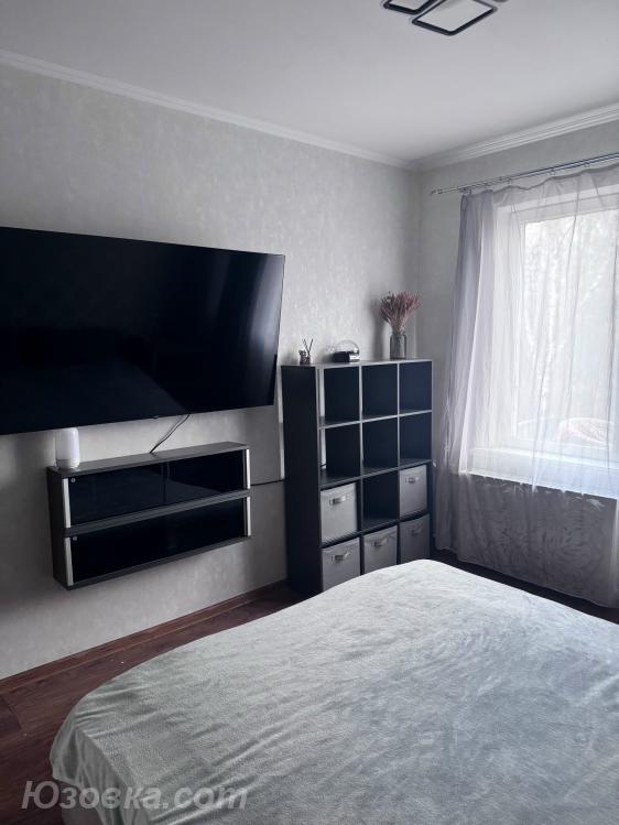 2-комн. квартира, 50м², с мебелью, 2/2 эт., ДОНЕЦК