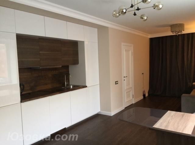 2-комн. квартира, 45м², с мебелью, 2/2 эт., ДОНЕЦК