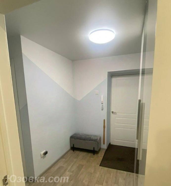 2-комн. квартира, 52м², с мебелью, 1/5 эт., ДОНЕЦК
