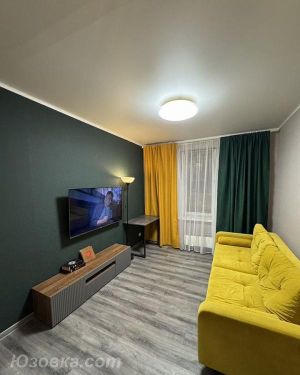 2-комн. квартира, 35м², с мебелью, 2/5 эт., ДОНЕЦК