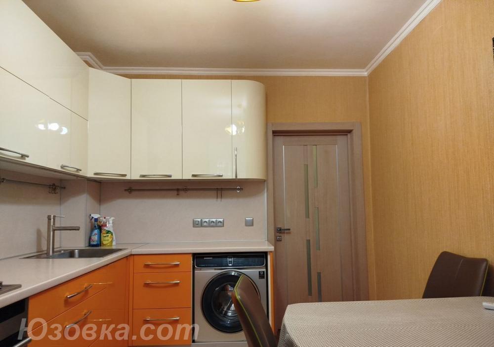 2-комн. квартира, 49м², с мебелью, 1/9 эт., ДОНЕЦК