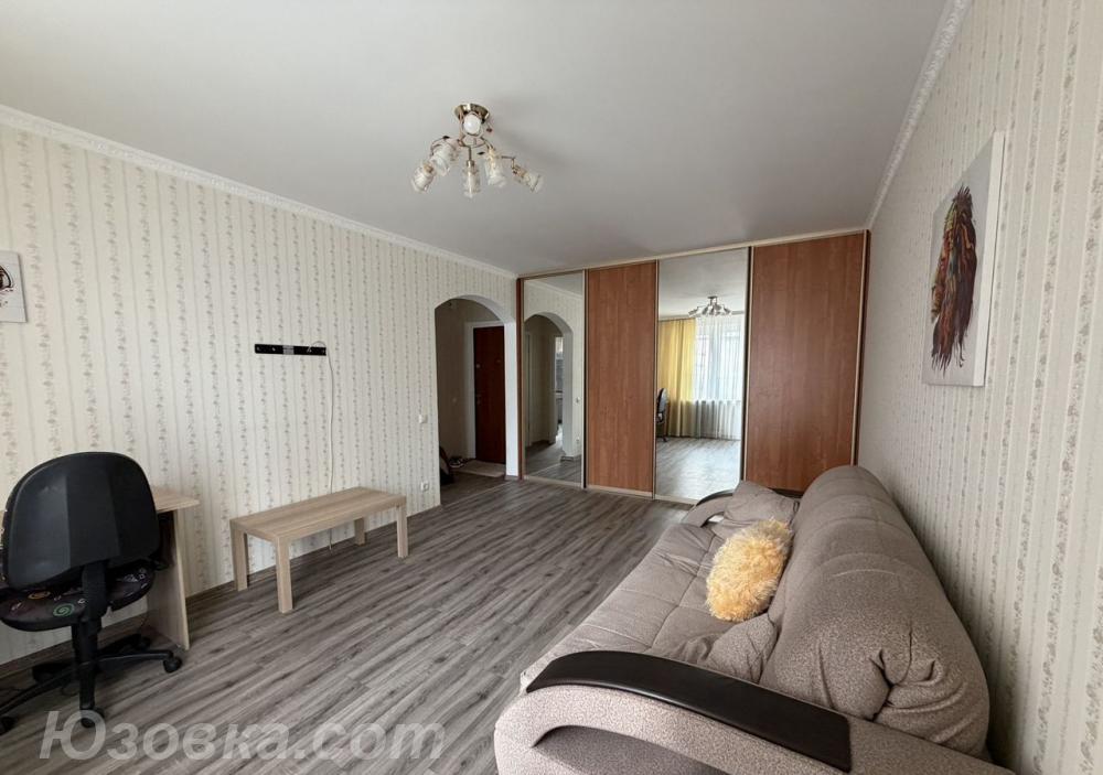 1-комн. квартира, 42м², с мебелью, 3/5 эт.