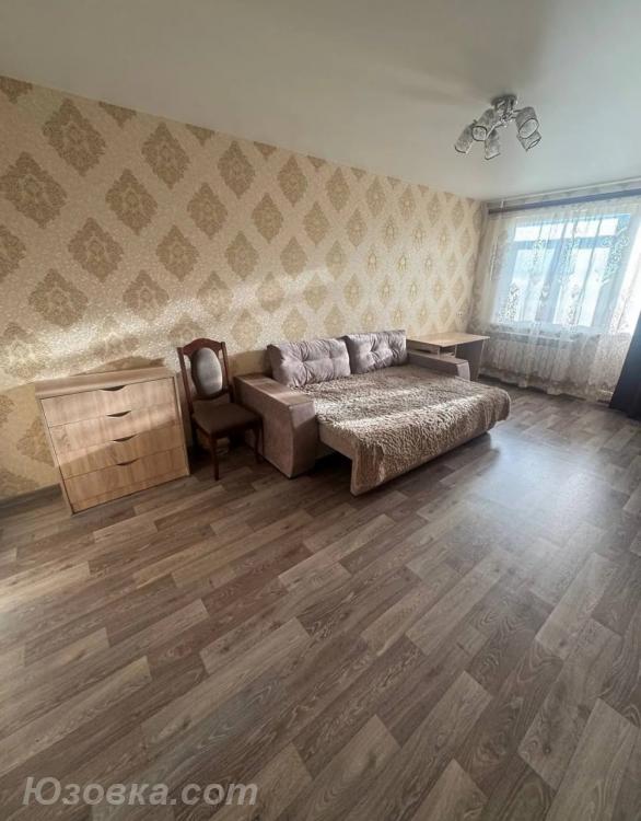 2-комн. квартира, 48м², с мебелью, 2/9 эт., ДОНЕЦК