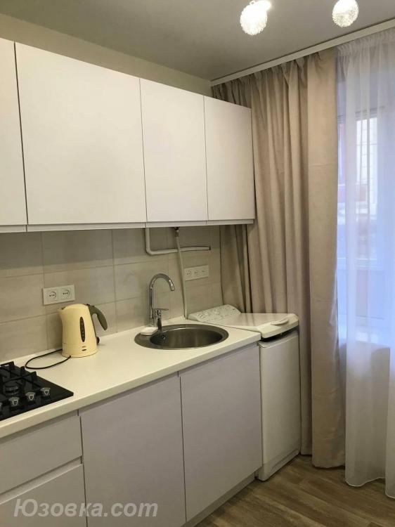 1-комн. квартира, 38м², с мебелью, 4/9 эт., ДОНЕЦК